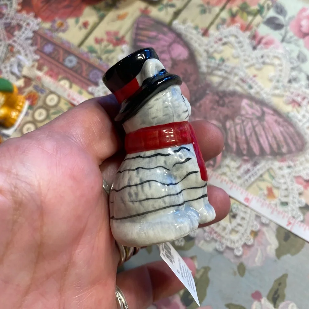 Adorable kitty salt and pepper shakers cat Christmas retro vintage inspired - Picture 8 of 9